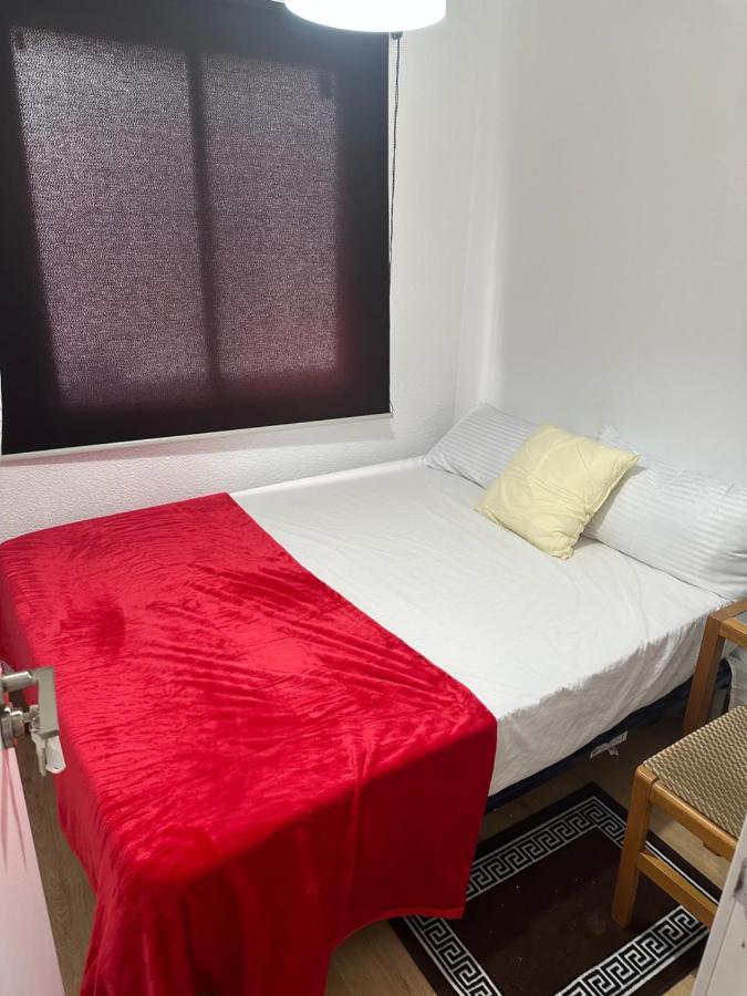 מדריד El Gengo Hostel מראה חיצוני תמונה