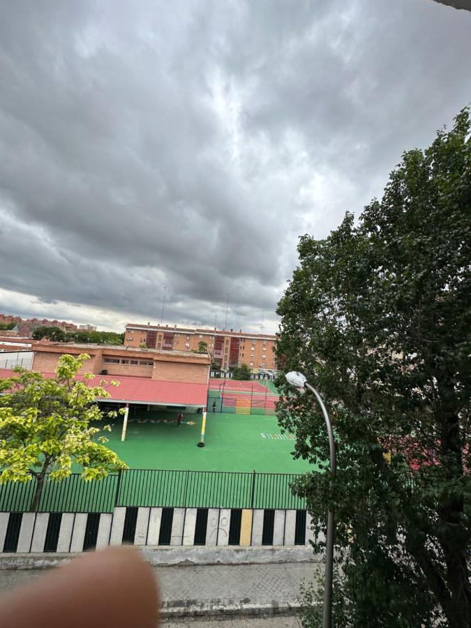 מדריד El Gengo Hostel מראה חיצוני תמונה